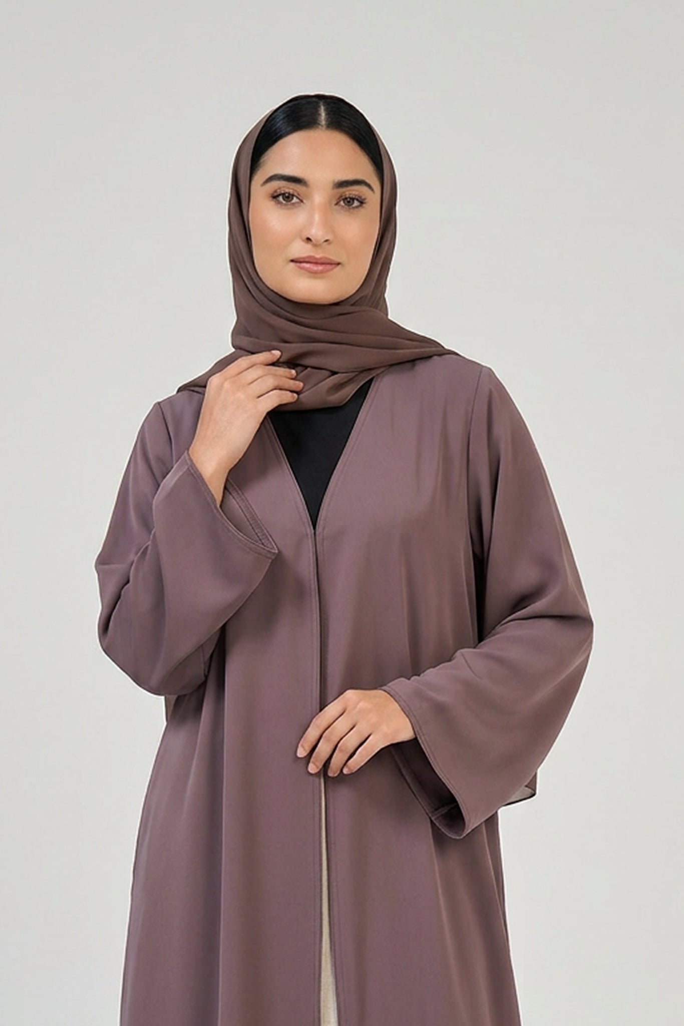 Mocha Taupe Essential Abaya
