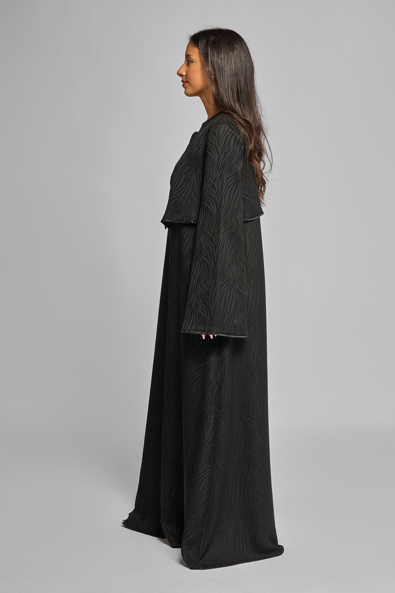 Velour Essence Abaya