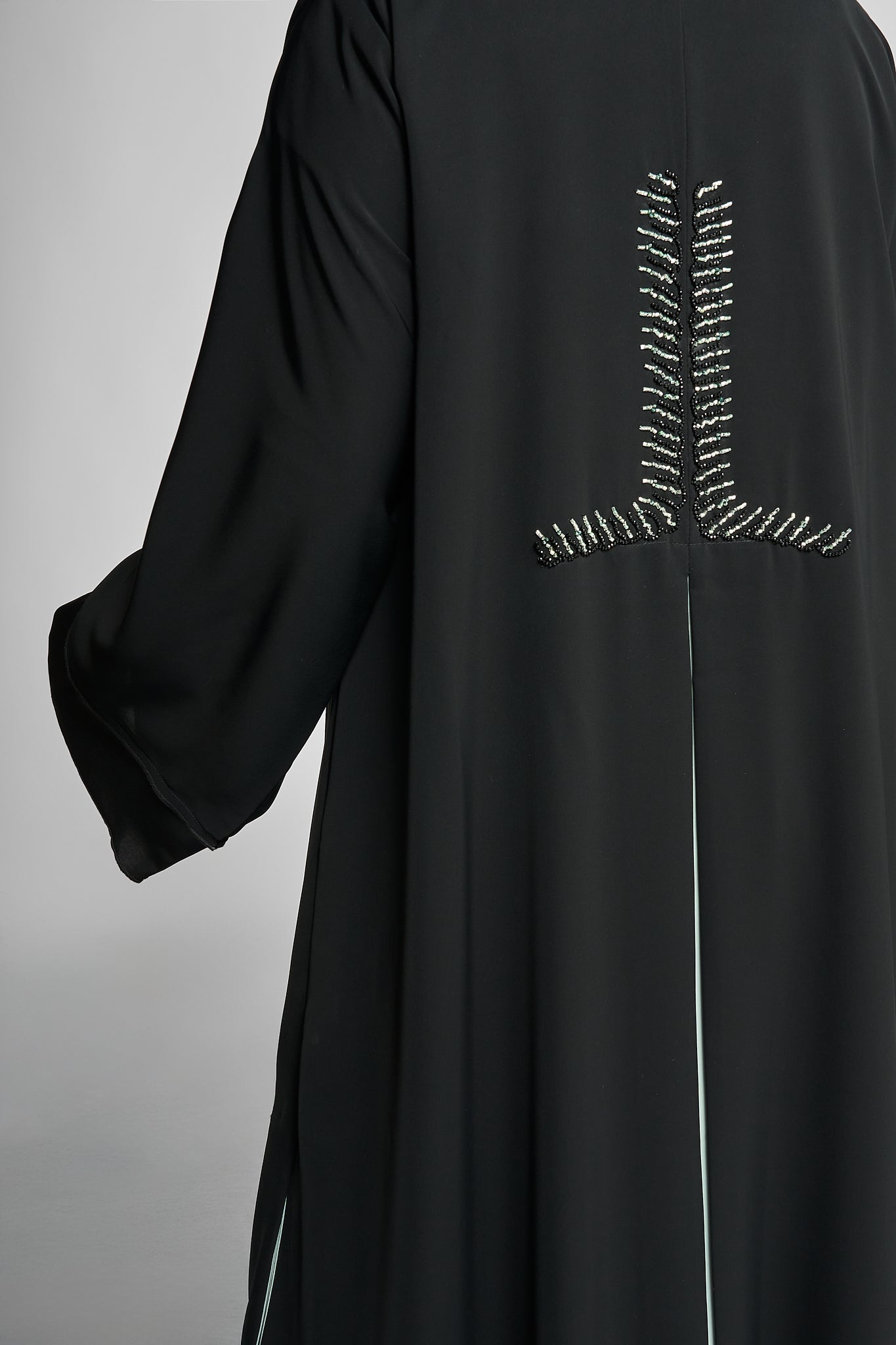 Safiya Thread Abaya