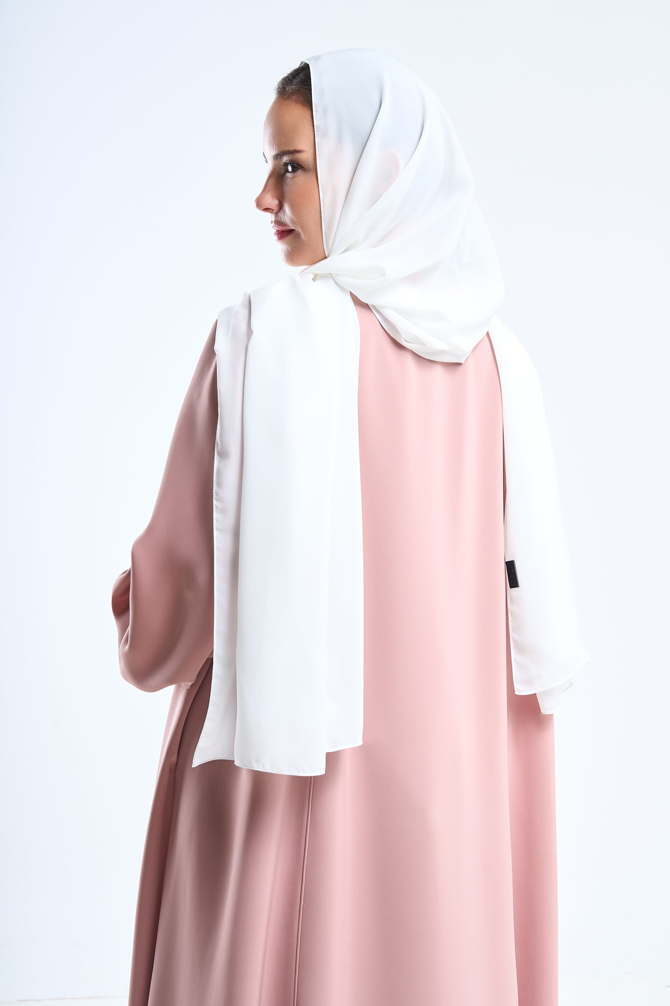 الأكمام المطوية الكلاسيكية أبايا