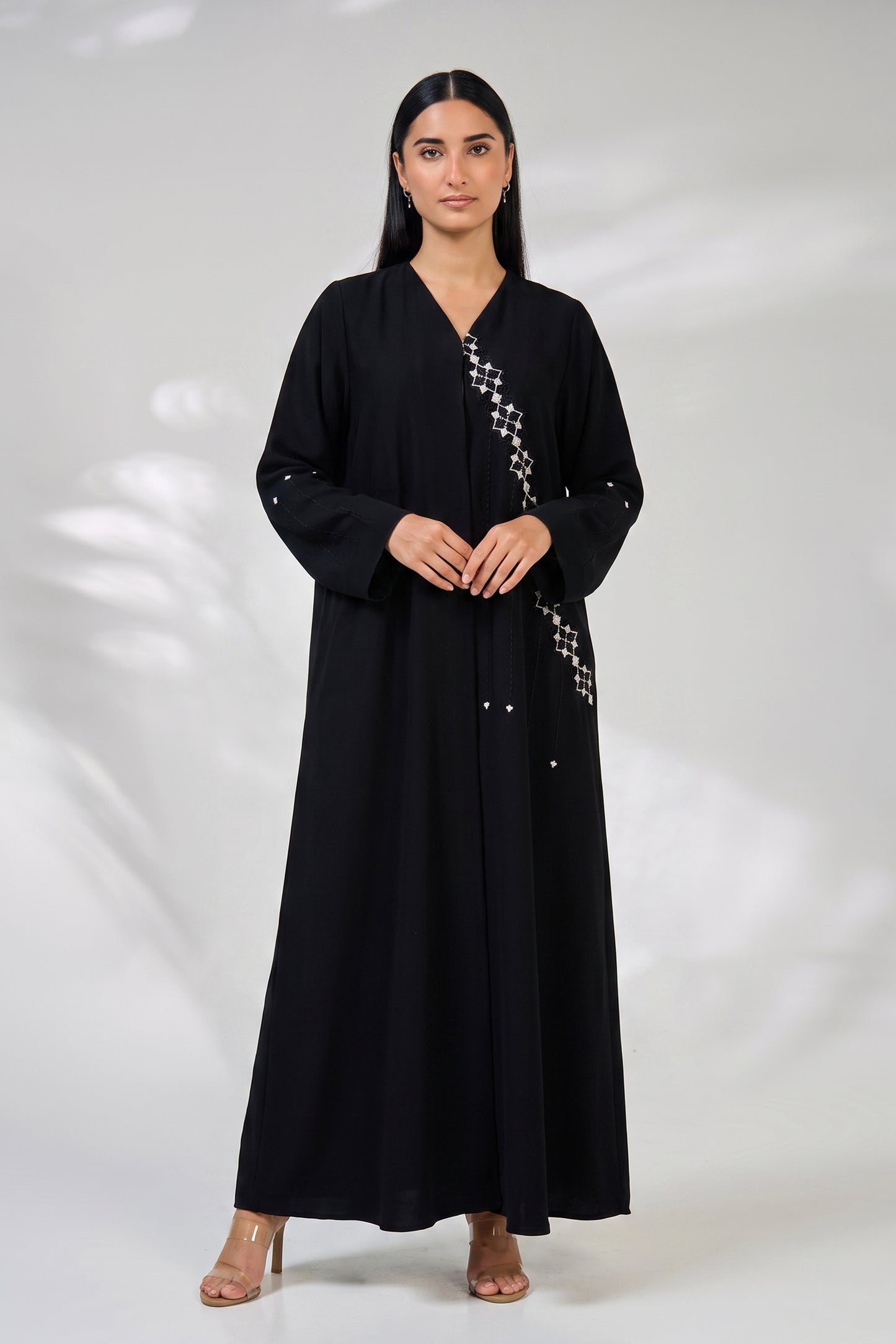 عباية دانتيل زهر الخوخ (نسخة)