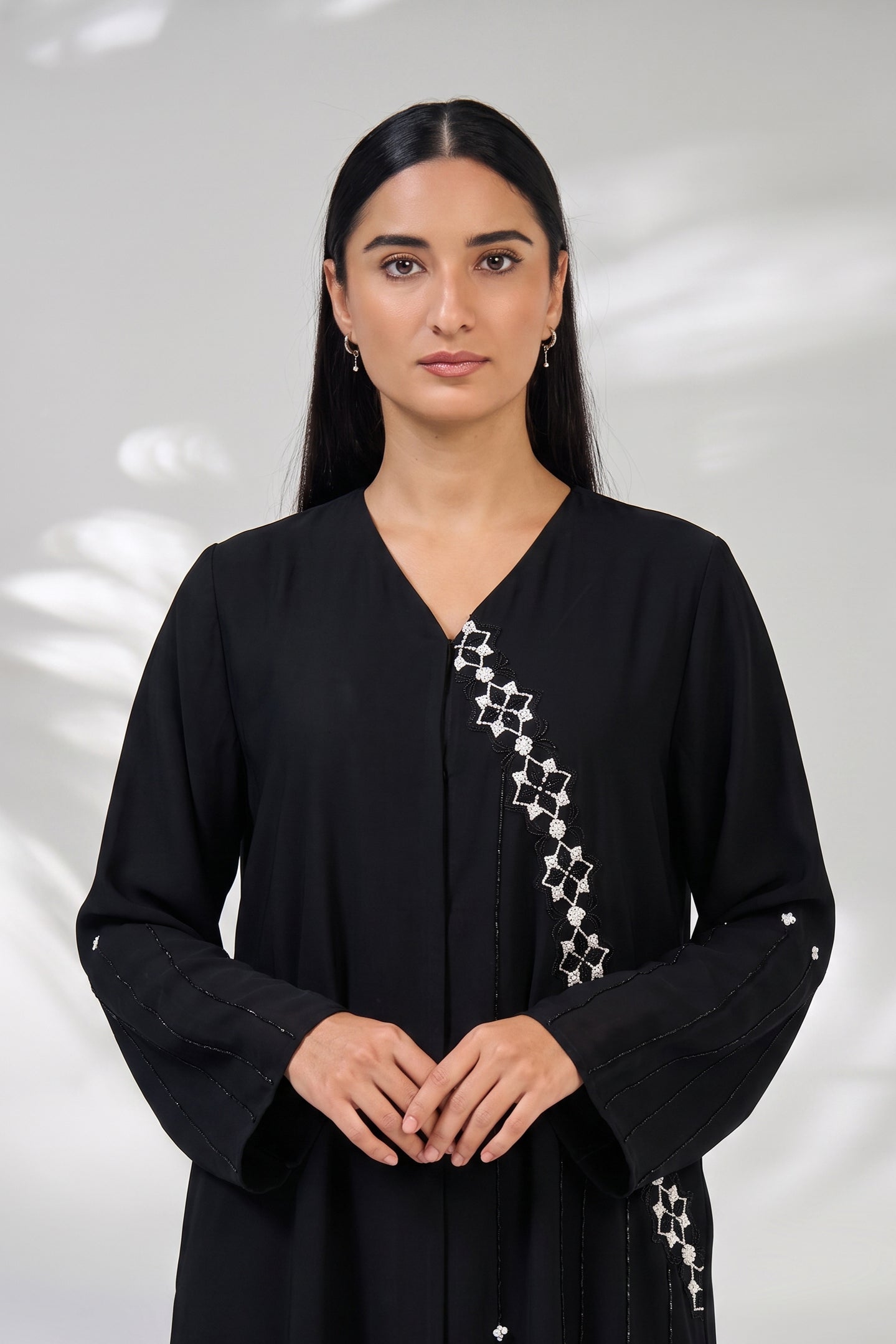 عباية دانتيل زهر الخوخ (نسخة)