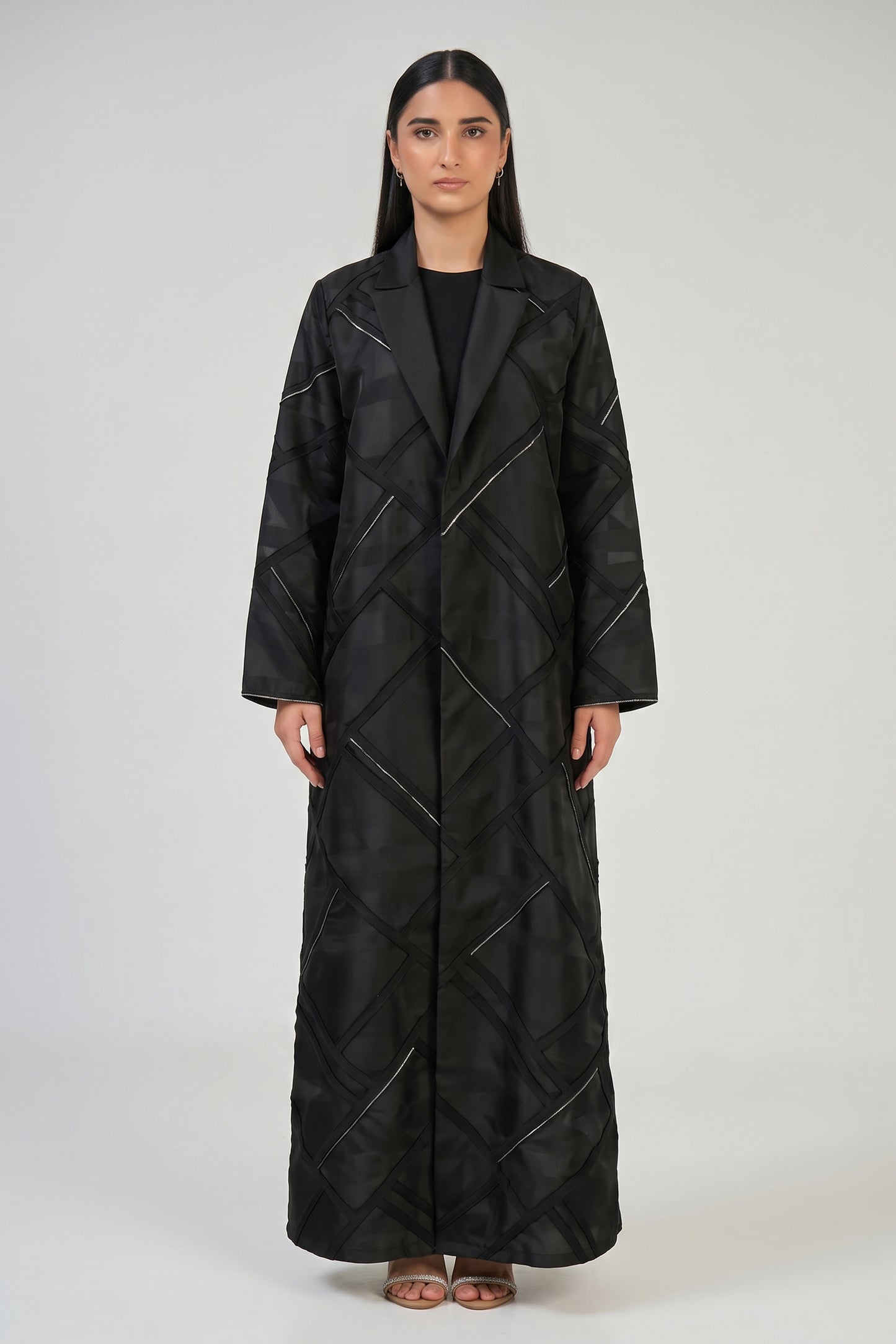Modern Geometric Panel Abaya with Structured Lapel Design