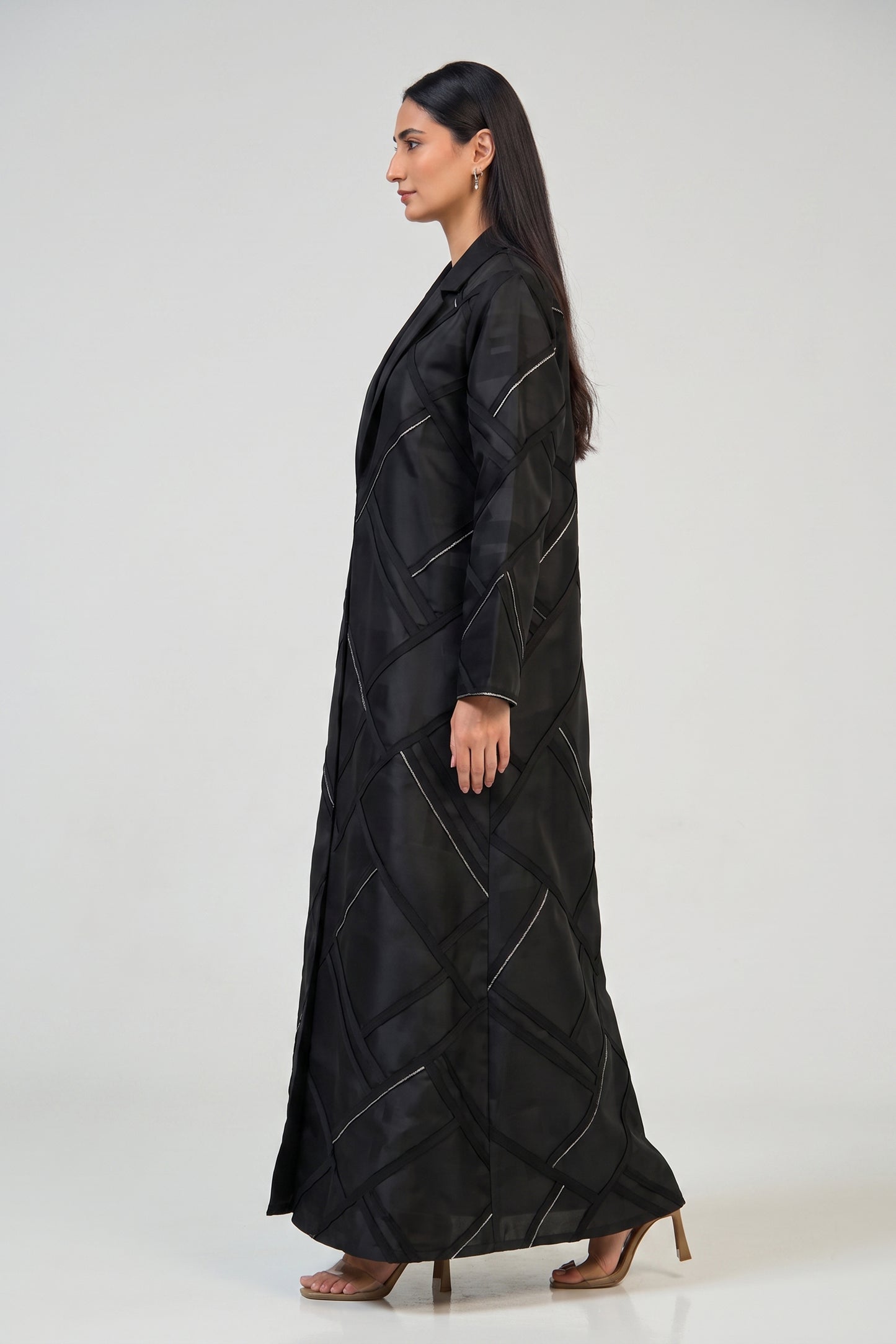 Modern Geometric Panel Abaya with Structured Lapel Design