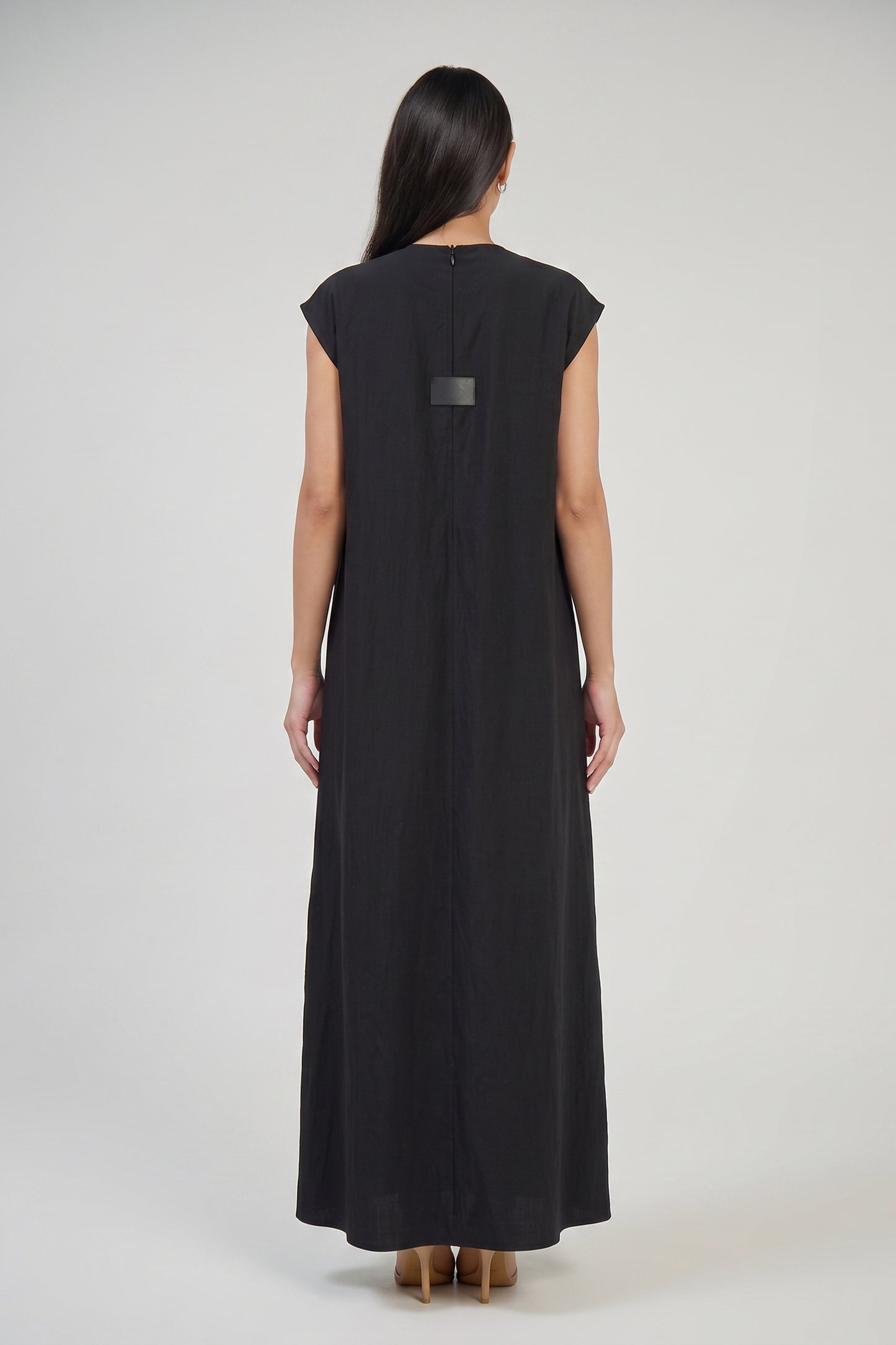 Black Minimalist Cap Sleeve Inner Dress