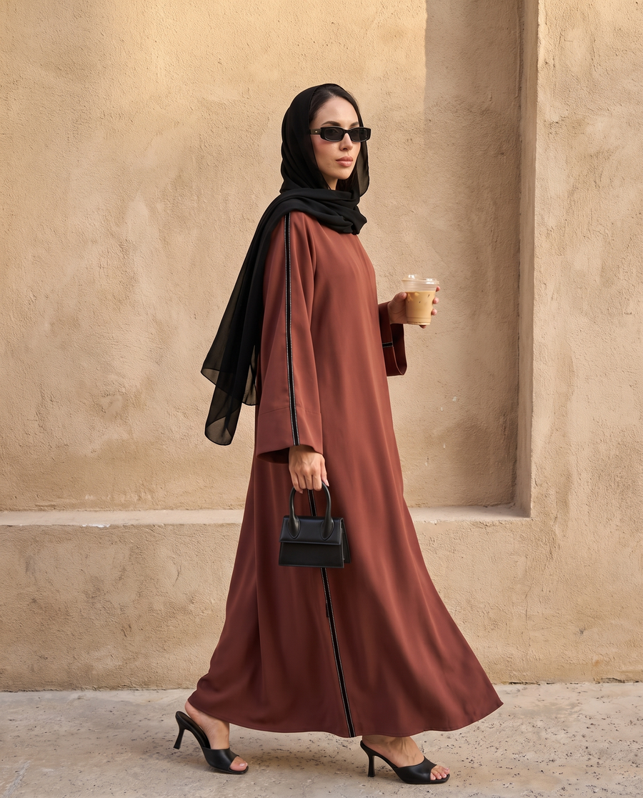 Rosewood Modern Abaya with Contrast Trim and Wide Sleeves
