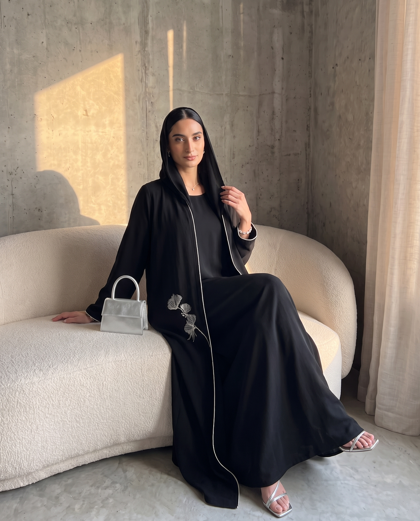 Noir Wildflower Line Abaya