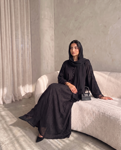 مجموعة عباية دانتيل بلوسوم منتصف الليل