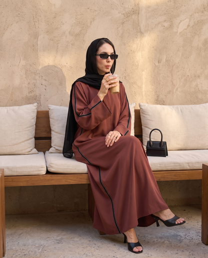 Rosewood Modern Abaya with Contrast Trim and Wide Sleeves
