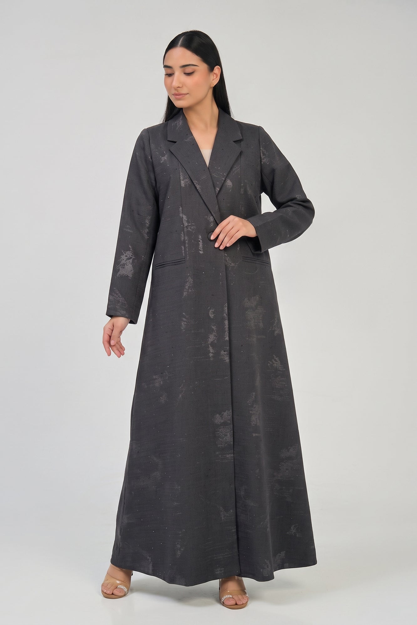 Graphite Signature Tailored Abaya