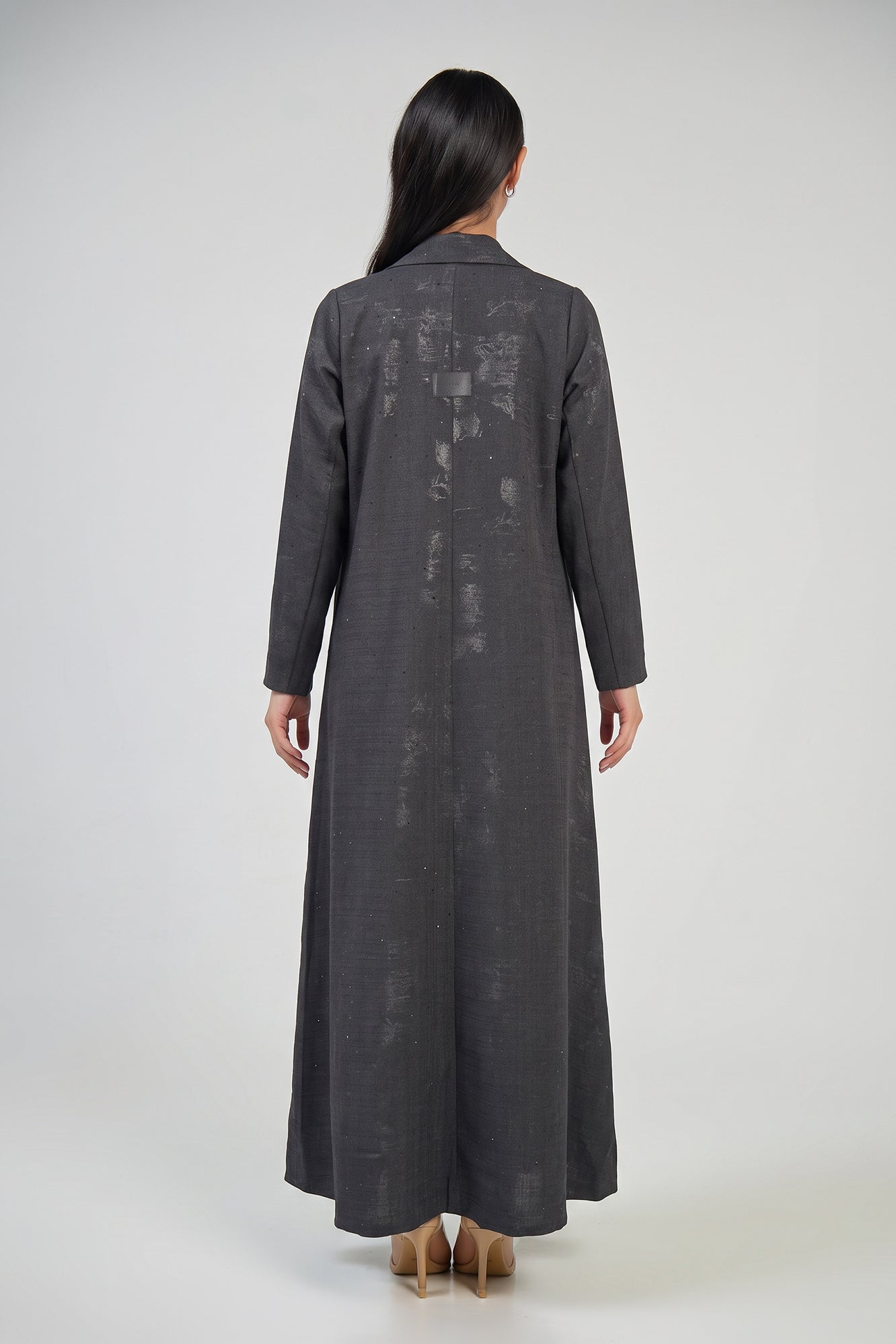 Graphite Signature Tailored Abaya