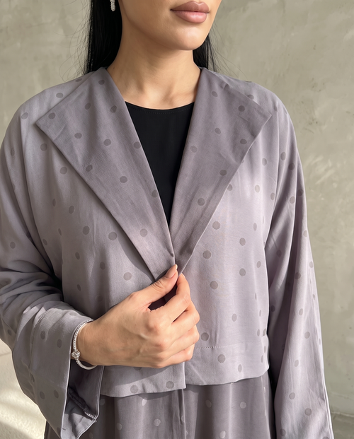 Lavender Polka Dot Abaya with Oversized Collar – hover image