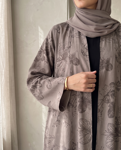 Botanical Grace Printed Abaya – hover image
