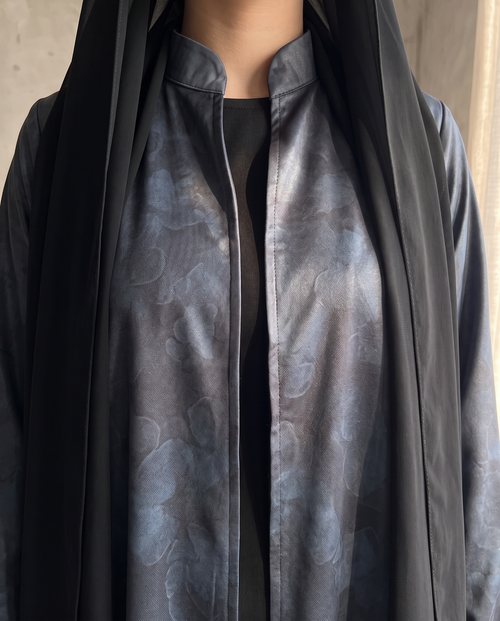 Premium Abaya with Deep Embossed Detailing – hover image