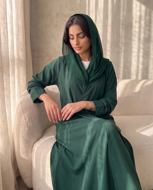Modern Wrap-Style Green Abaya with Soft Flow – hover image