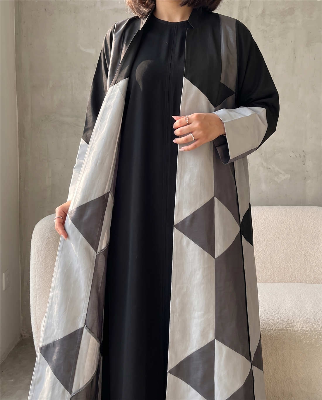 Geometric Color-Block Silver Abaya Taffeta