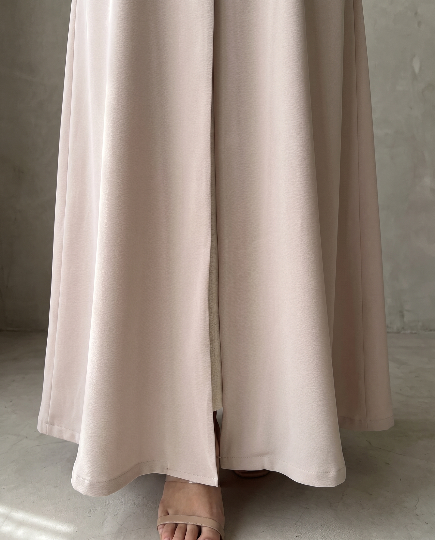 Pure Grace Button Detail Abaya