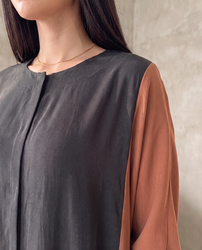 Minimal Hooded Open Abaya with Fluid Drape Terracotta and Relaxed Silhouette
