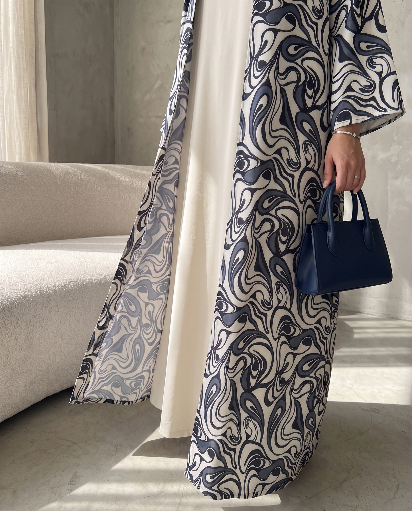 Marble Wave Abaya