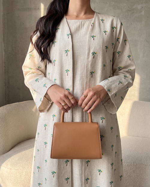 Palm Detail Linen Abaya – hover image