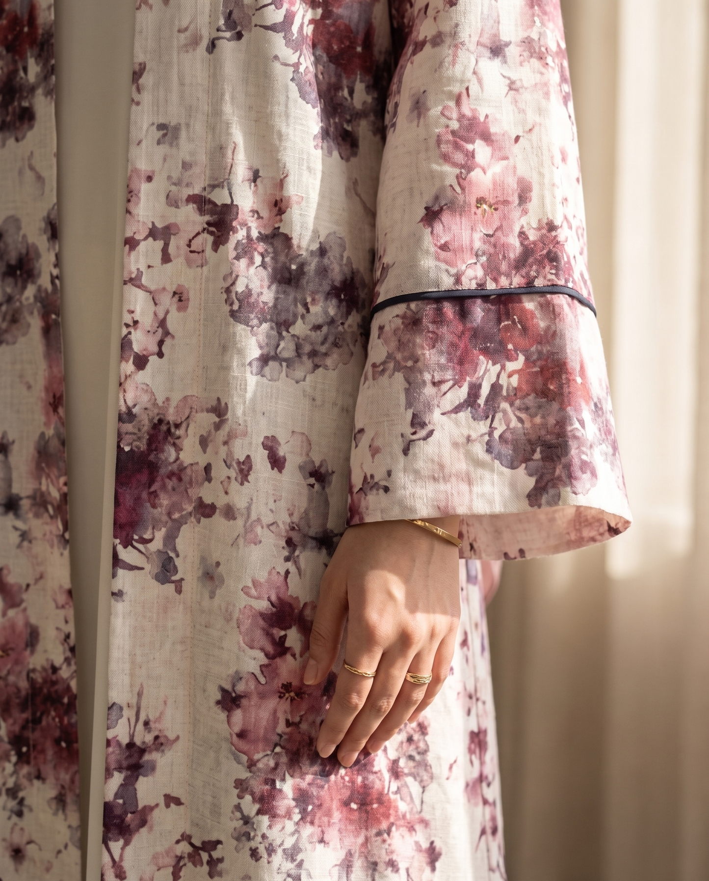 Floral Print Open Abaya with Elegant Contrast Panel