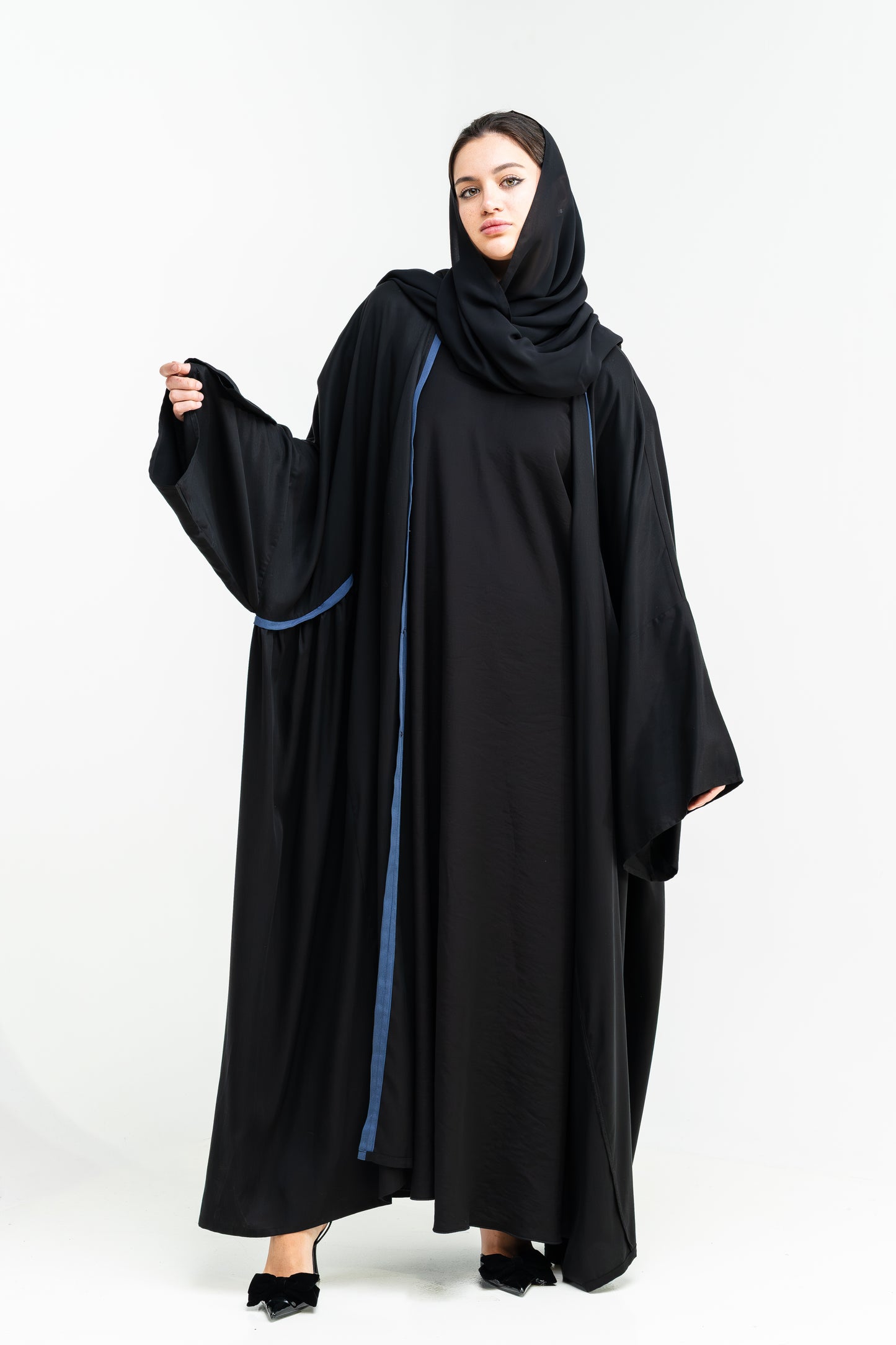 Midnight Contour Abaya with Blue Trim