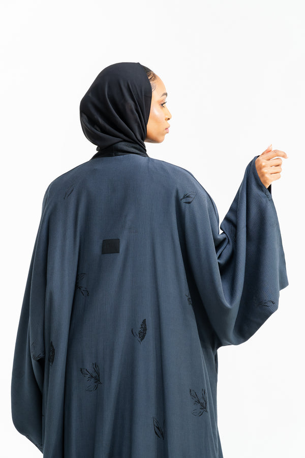 Lavender Fade Abaya – hover image