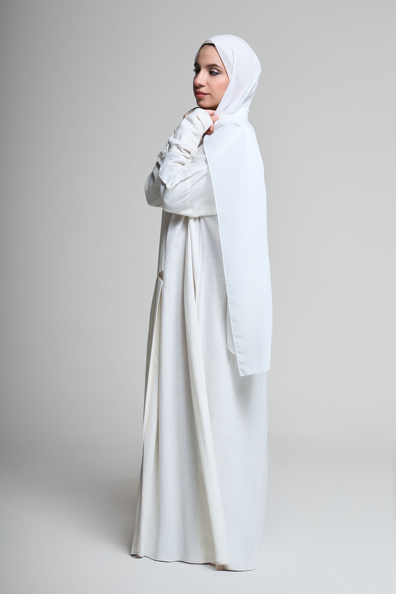 Classic White Abaya