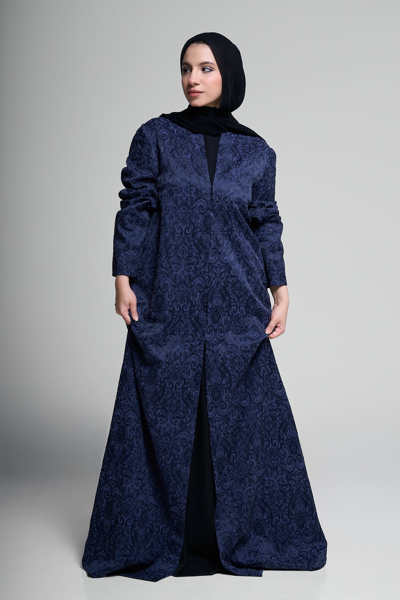 Midnight Elegance Abaya