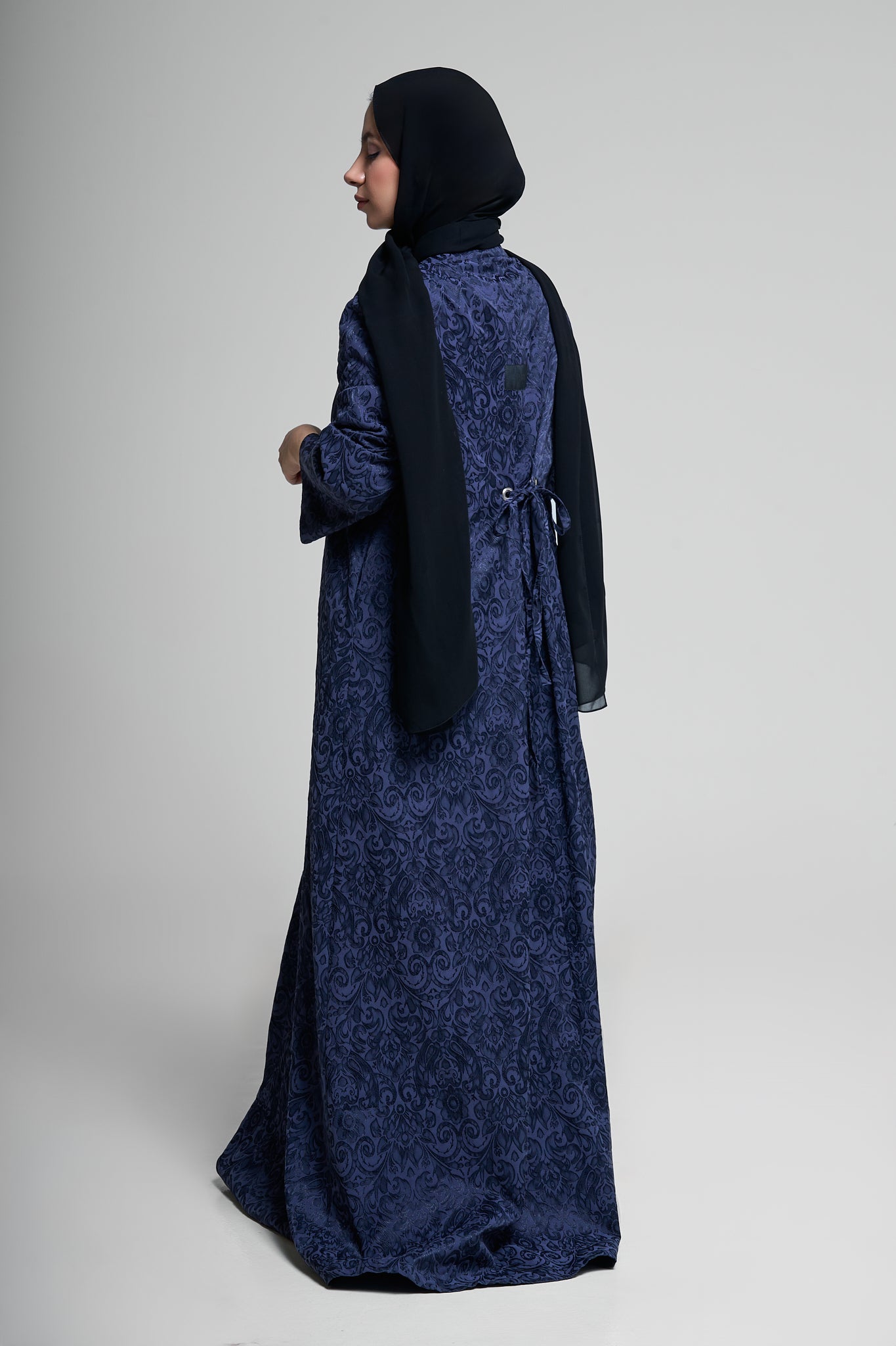 Midnight Elegance Abaya