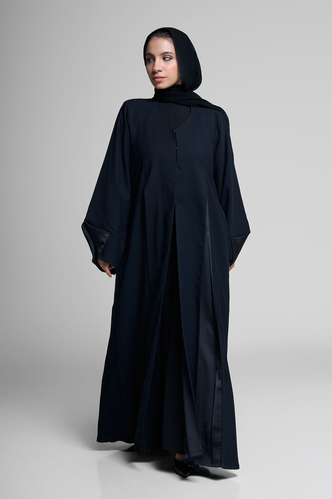 Classic Abaya with Geometric Cuff Cut
