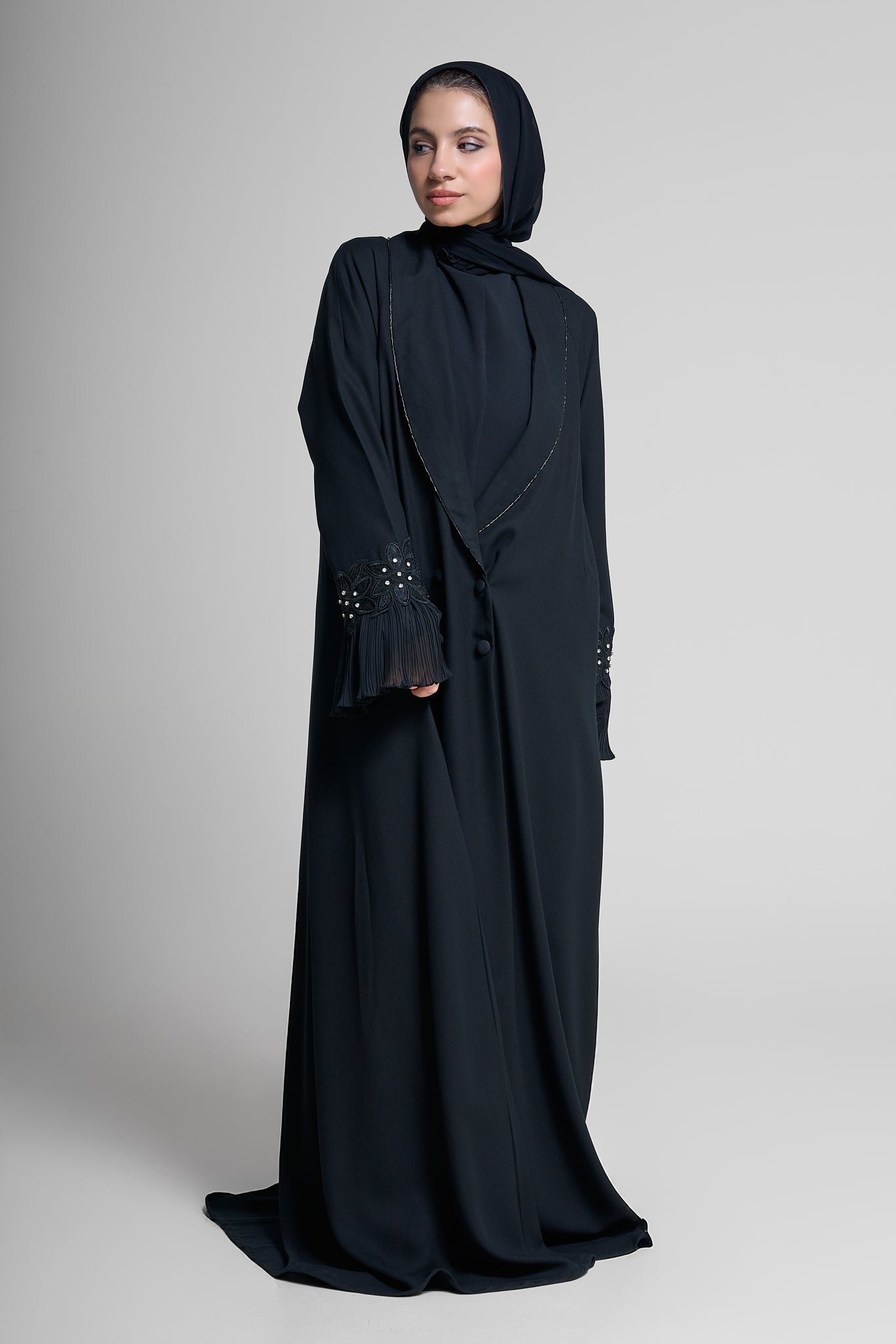 Pearl Cuff Abaya
