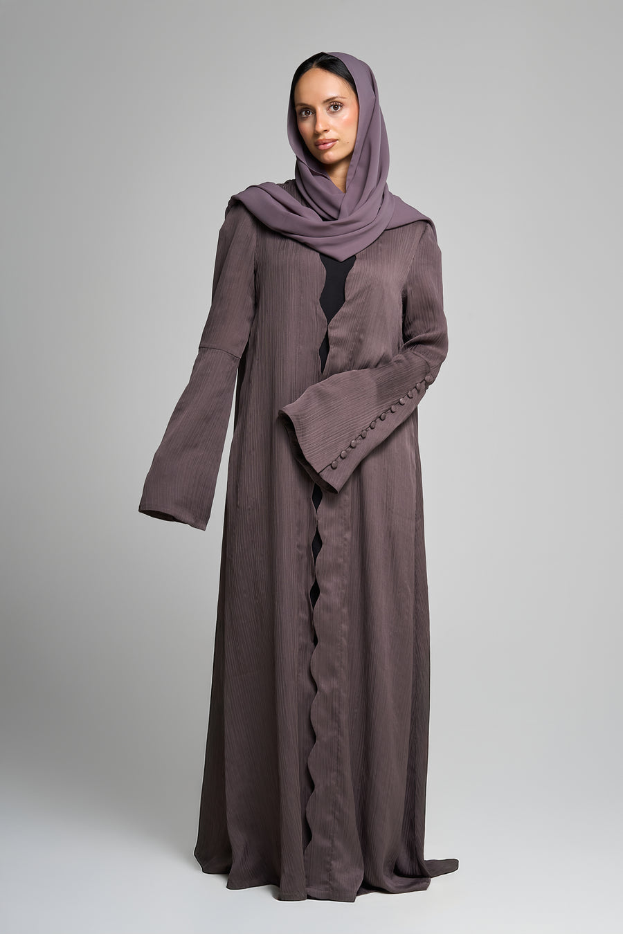 Textured Mauve Abaya with Statement Sleeves & Wavy Front Cut