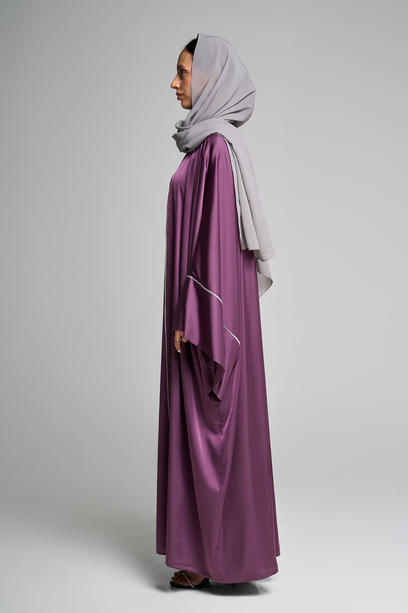 Timeless Line Abaya set