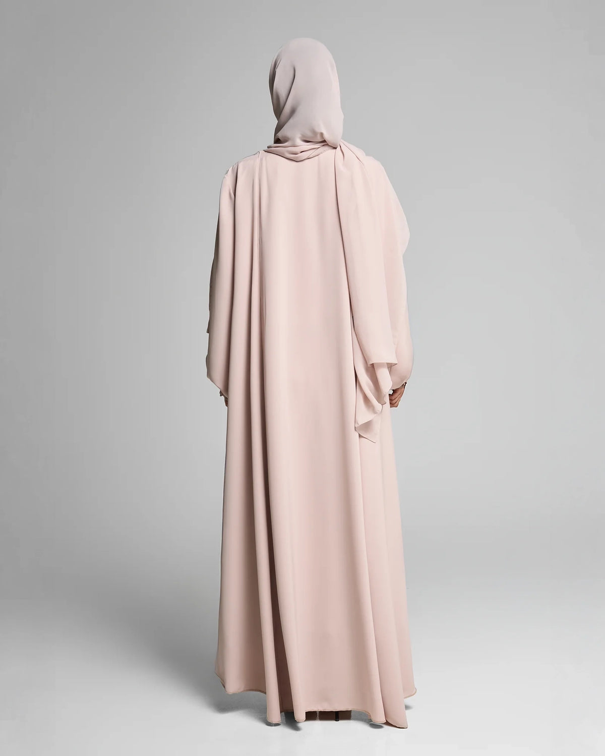 Classic Silhouette Chic Peach Abaya