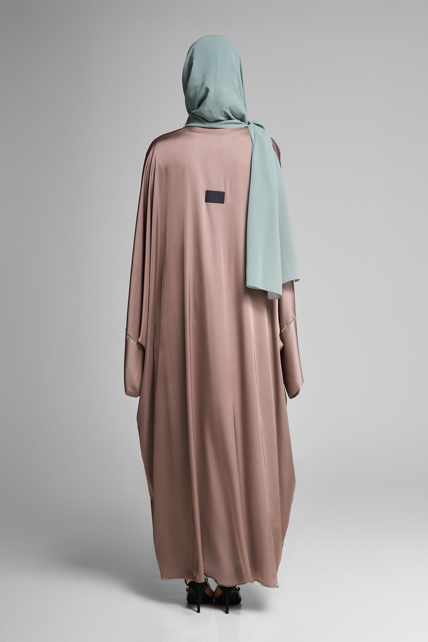 Elegant Pale Taube Open Abaya Set Vertical Detailing With Matching Inner Dress