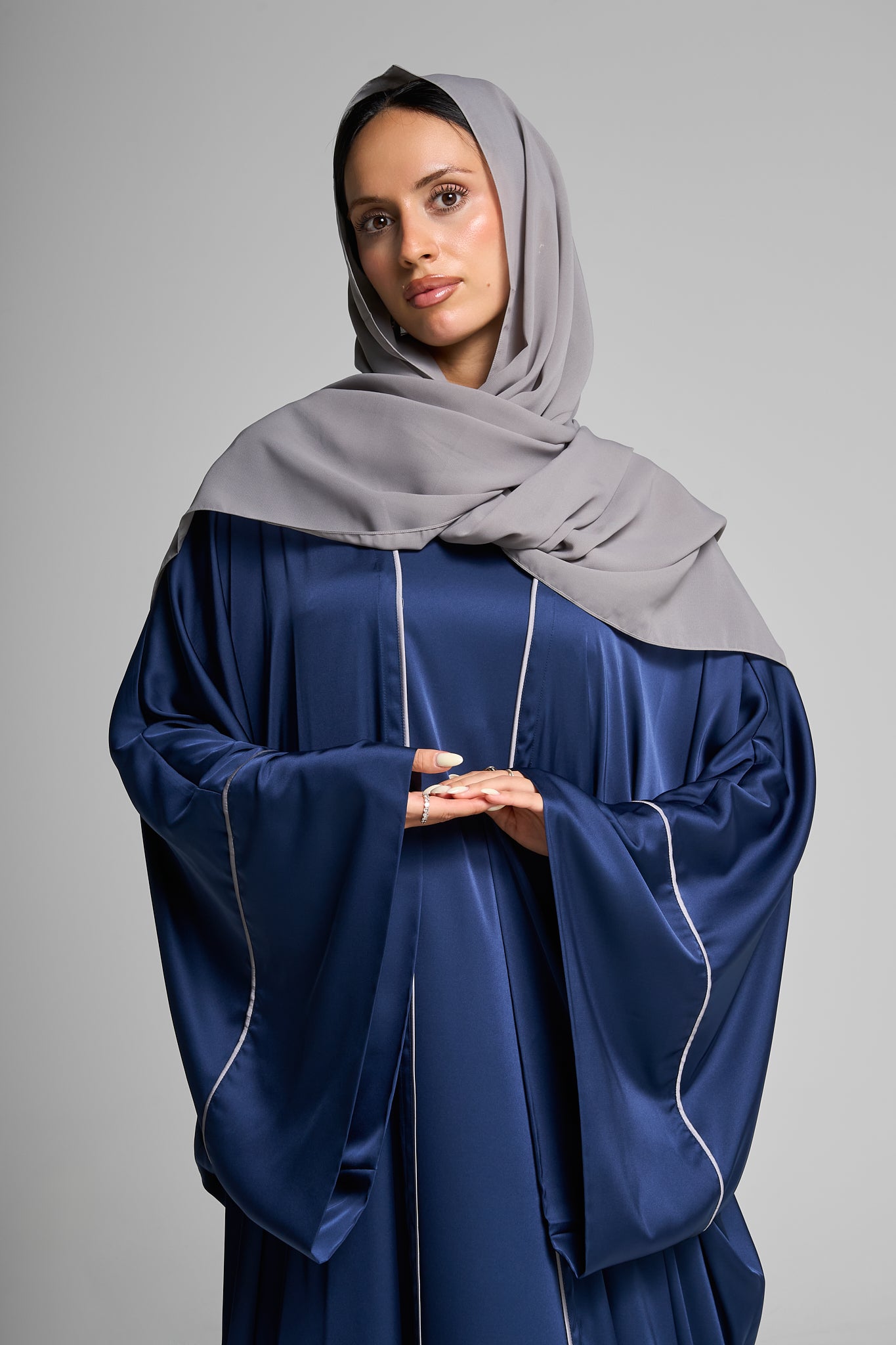 Timeless Line Abaya set