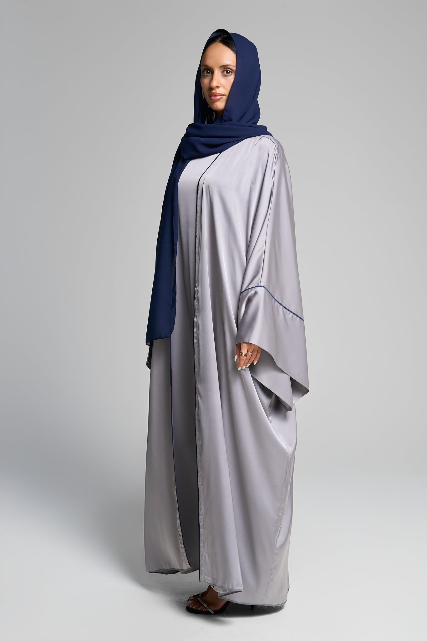 Timeless Line Abaya set