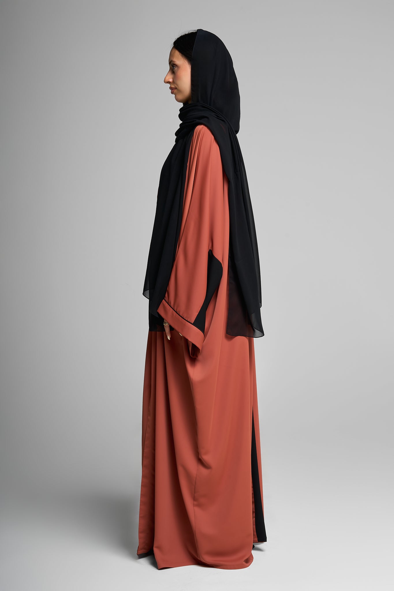 Clay Harmony Abaya