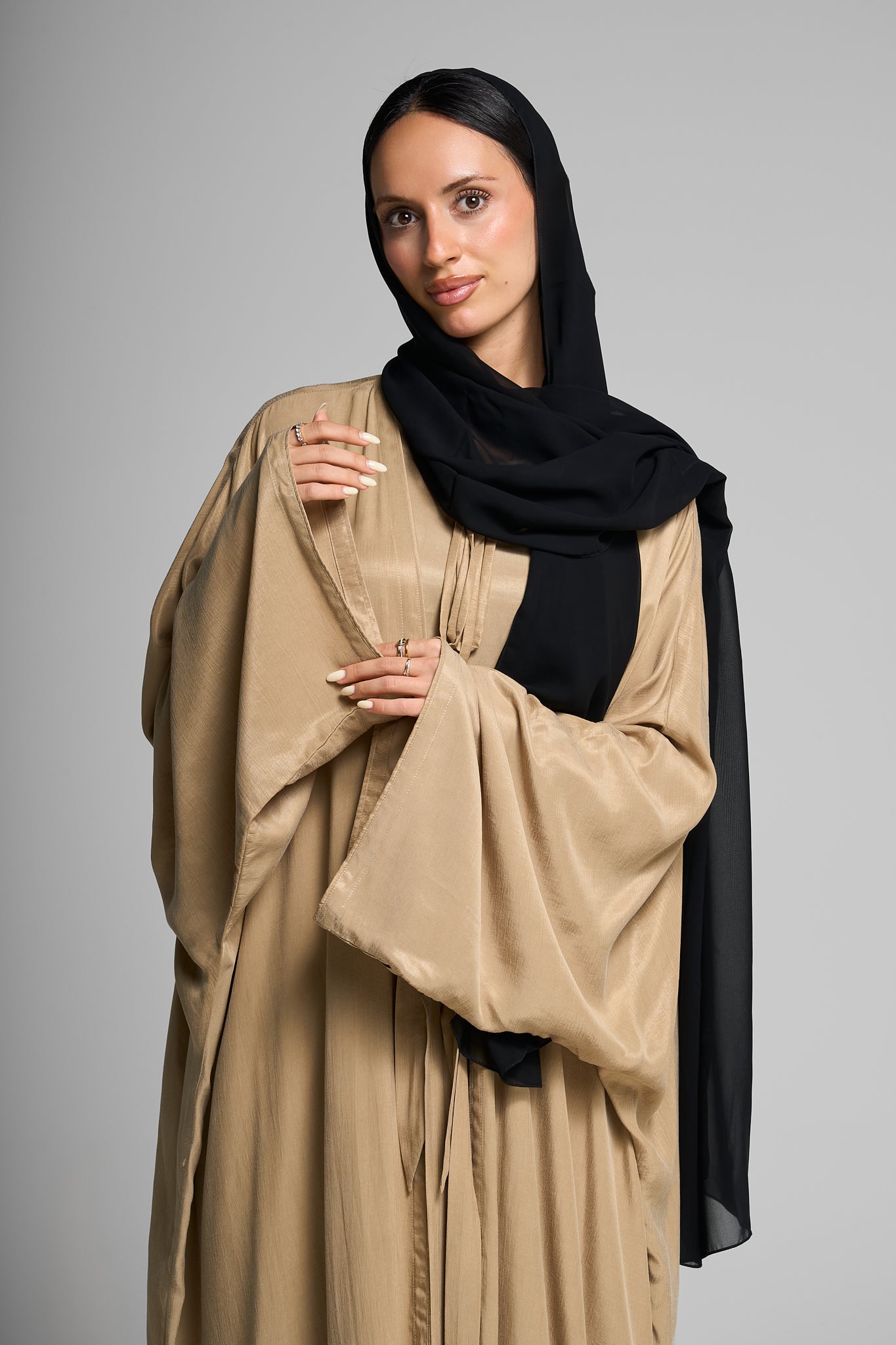 Desert Glow Abaya