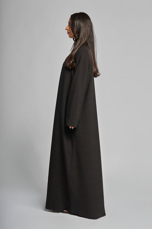 Petal Noir Abaya – hover image