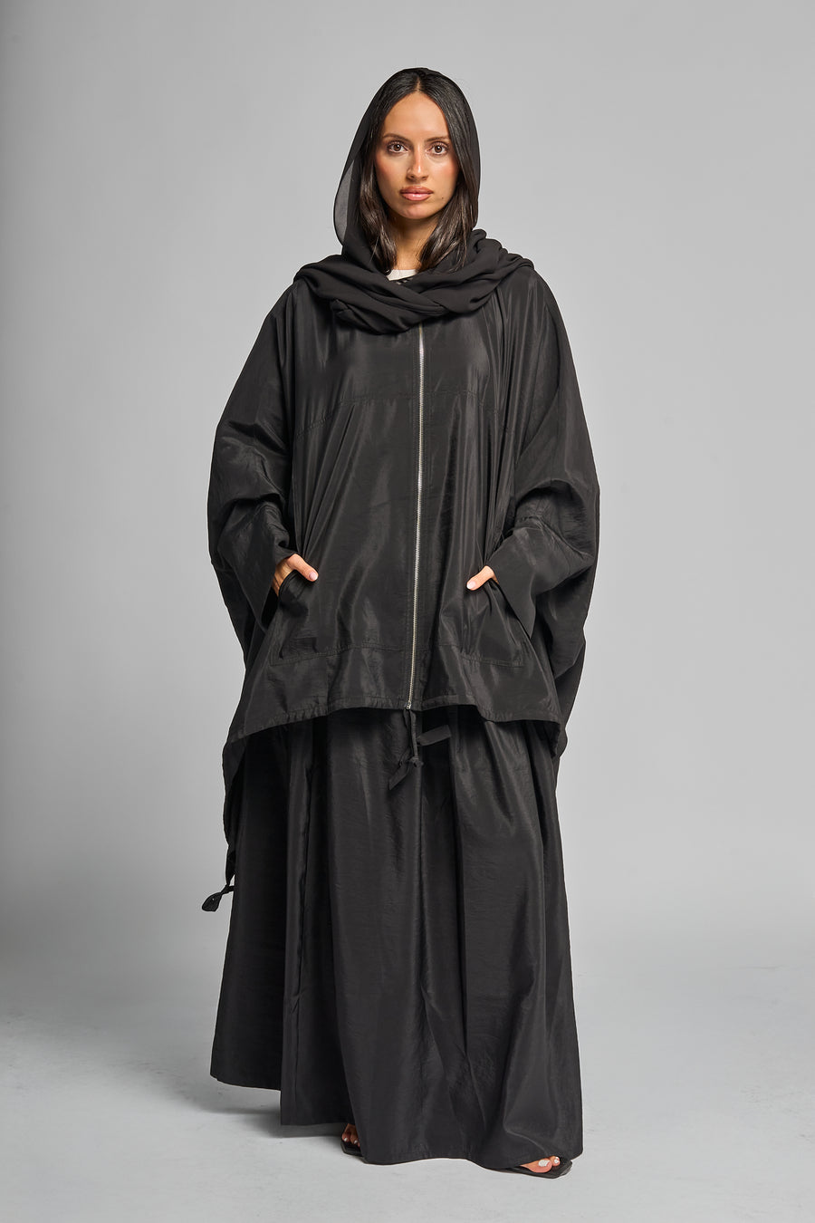 Modest Streetwear Black Abaya Set with Zip Jacket and Skirt