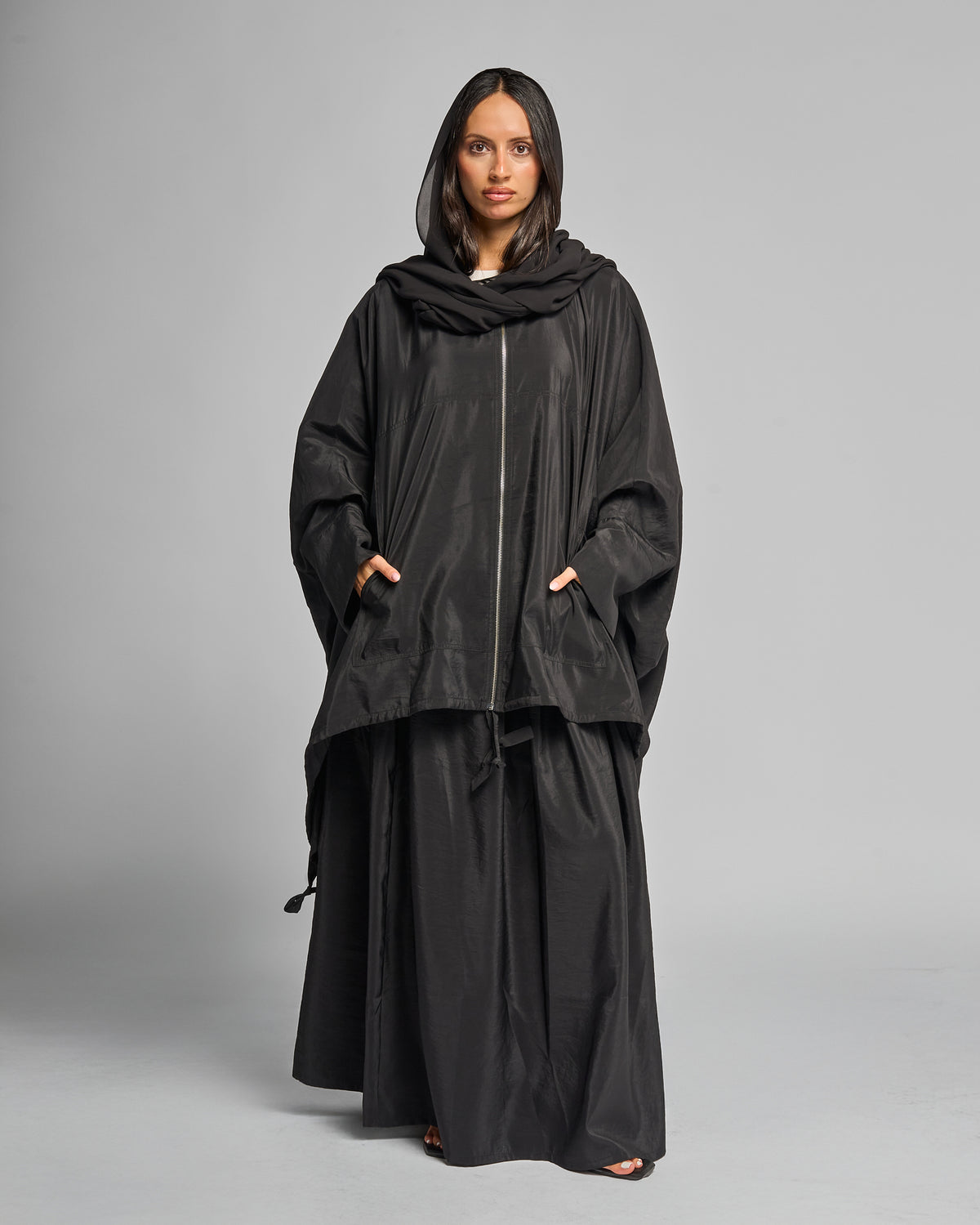 Modest Streetwear Black Abaya Set with Zip Jacket and Skirt