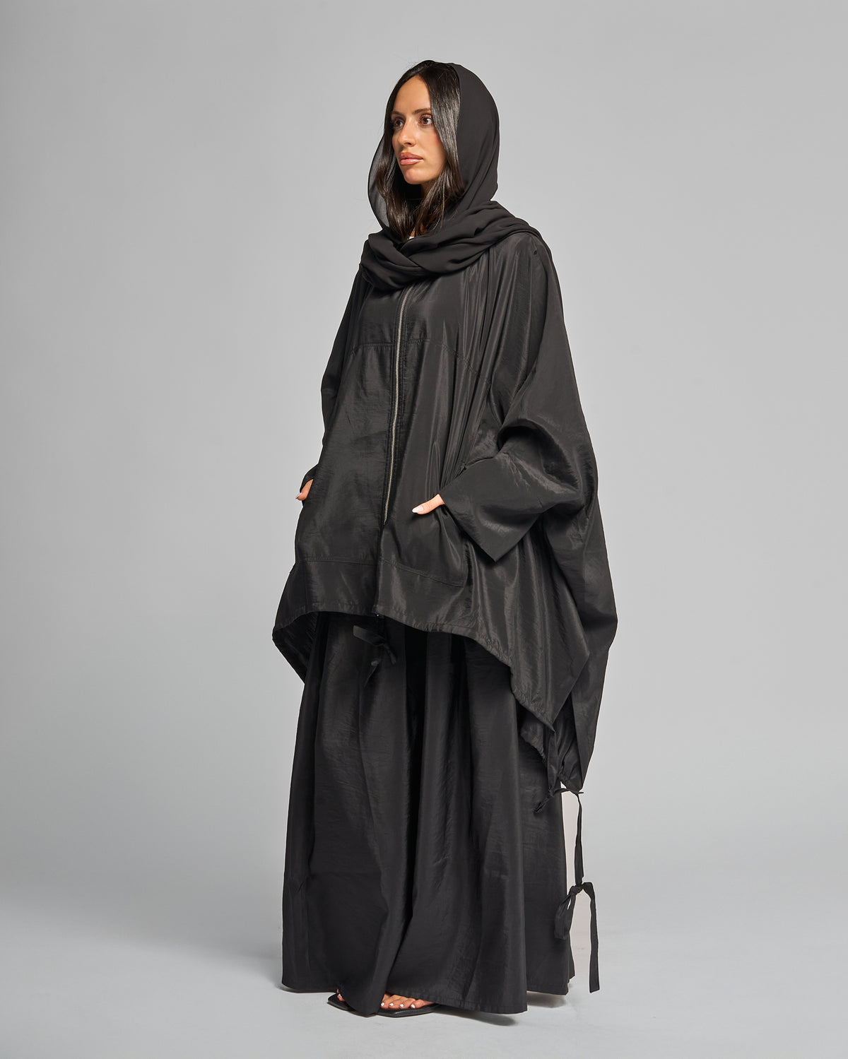 Modest Streetwear Black Abaya Set with Zip Jacket and Skirt