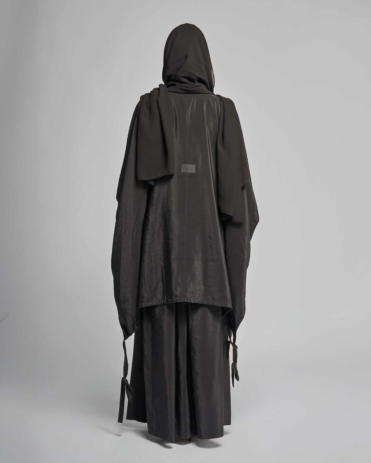 Modest Streetwear Black Abaya Set with Zip Jacket and Skirt