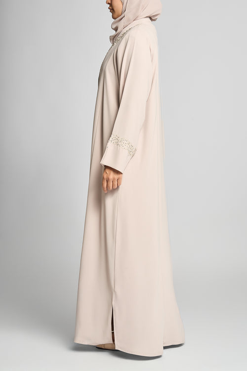 Amirah Pearl Abaya – hover image