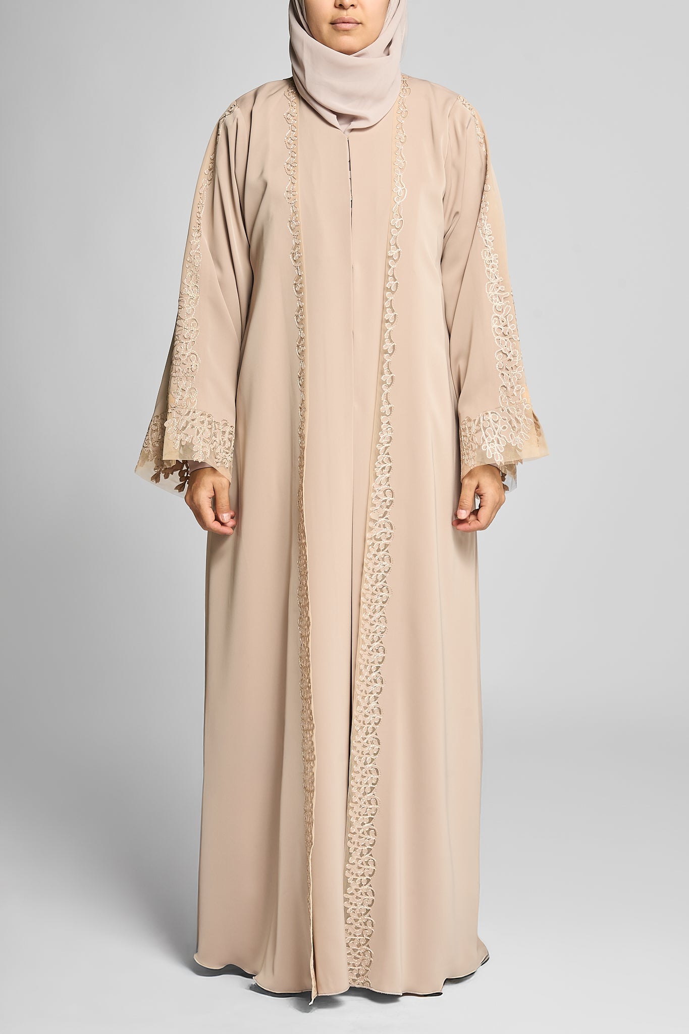 Samira Lace Abaya