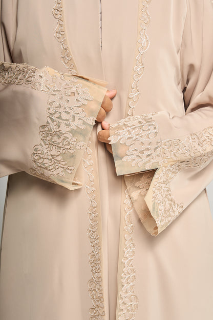 Samira Lace Abaya