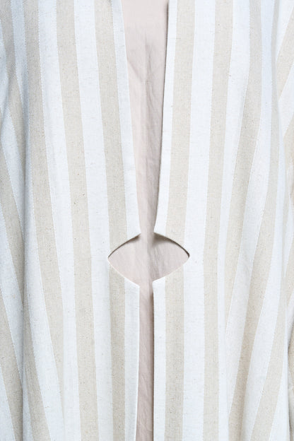 عباية مفتوحة باللون العاجي ذات شريط عمودي – مزيج من الكتان