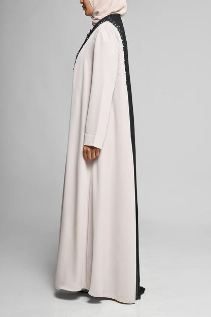 Elegant Bisht-Cut Ababishtth Embellished Leaf Trim – Black & Pearl Beige Contrast